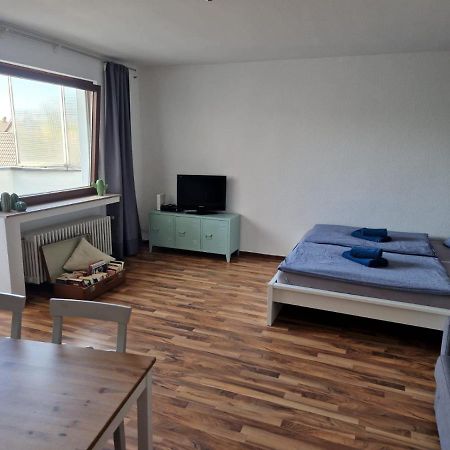 Apartamento Well Located Flat With Balcony Düsseldorf Exterior foto